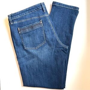 White House Black Market Girlfriend Jeans - Slim Fit & Distressed - Size 8